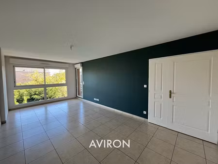 location appartement 4 pièces 76.53 m² à chartres (28000)  945 €