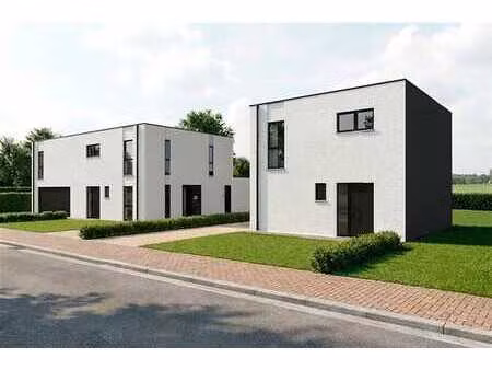 maison ben de 3 chambres à coucher  nouvellement construite