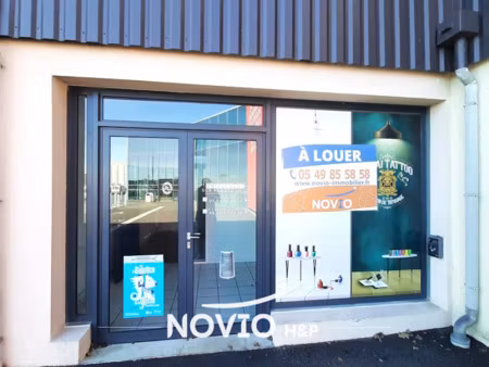 location locaux professionnels 52 m² à naintre (86530)  450 €