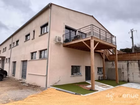 location locaux professionnels 103 m² à sainte-sigolène (43600)  650 €