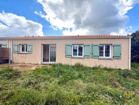 vente maison à sainte-pazanne (44680) : à vendre / 78m² sainte-pazanne