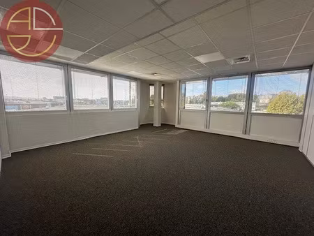 location locaux professionnels 360 m² à colomiers (31770)  3 750 €