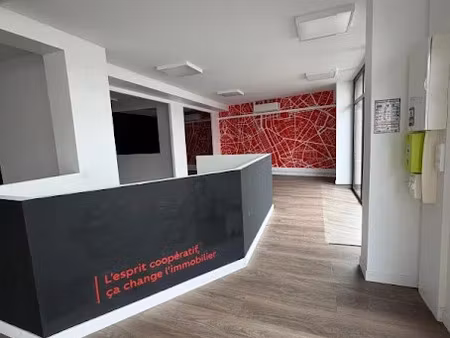 location locaux professionnels 240 m² à saint-quentin (02100)  2 600 €