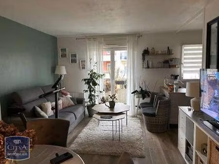 location appartement 2 pièces à pont-audemer (27500) : à louer 2 pièces / 49m² pont-audeme