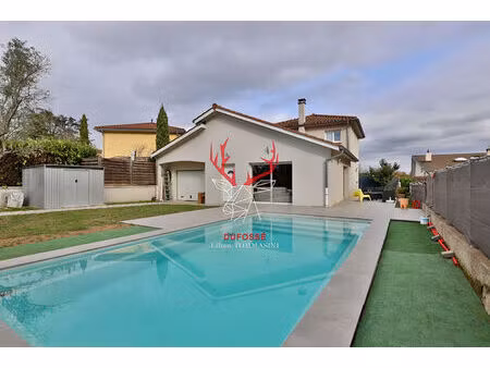 hippodrome maison 162 m² avec piscine