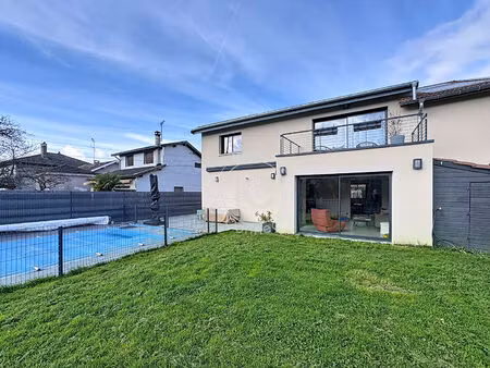 maison rénovée - 150 m2 - 4 ch + bureau - piscine chauffée