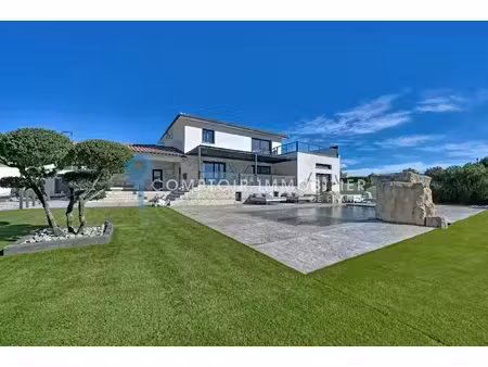 a vendre villa prestige - 340 m2 habitables sur 1332 m2 de