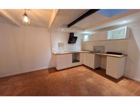 location maison  83.21 m² t-4 à la valette-du-var  1 257 €