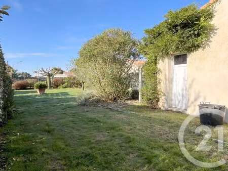 vente terrain à saint-hilaire-de-riez (85270) : à vendre / 275m² saint-hilaire-de-riez