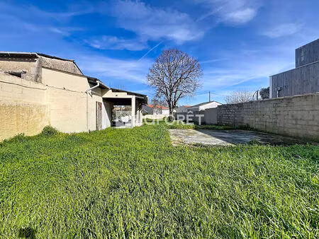 immeuble mixte avec habitation libre et local commercial loué