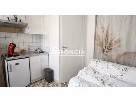 remoulins – centre village – studio 18 m² plein de charme