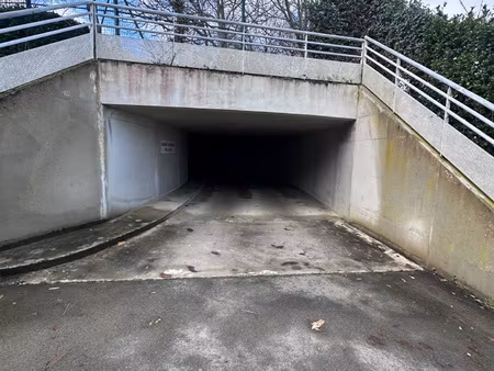 a vendre garage  l'arcouest  embarcadere pour l'ile de breha