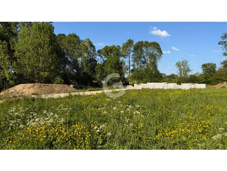 terrain a batir 495m² a vendre la jonchere