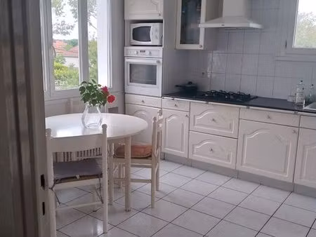 ravissant studio de 25 m5 dans t.b. villa