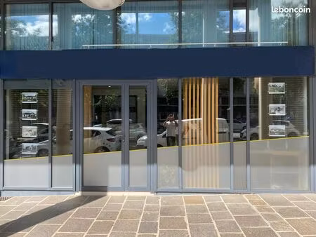 local commercial bureau