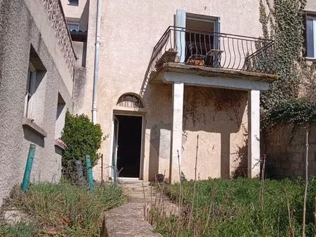 grande maison de village avec jardin