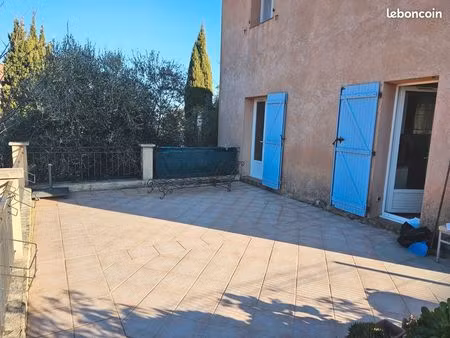 superbe maison - calme - parking – garage fermé