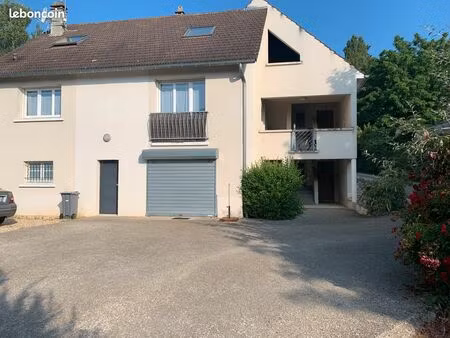 linas secteur résidentiel et verdoyant dans maison rénovée appartement de 3 pièces de 69 5