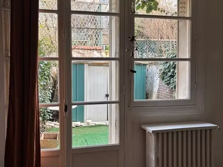 location studio de charme 21 m² paris 17e (75017)