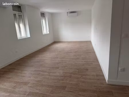 loue t5 ou colocation étudiant