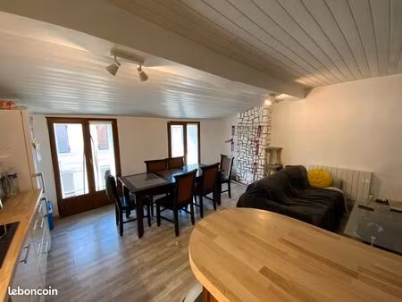 appartement t3 74 m² - crest centre ville