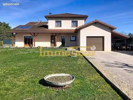villa 4 pièces 112 m²
