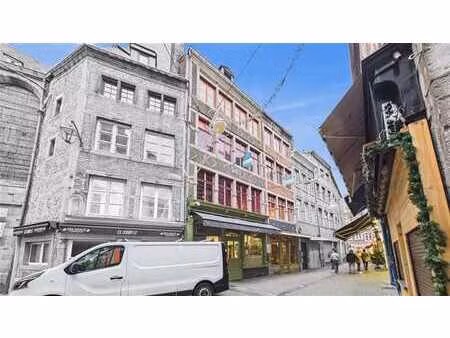 double immeuble de commerce