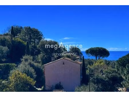 hyper centre la croix valmer t2 - loggia- vue mer