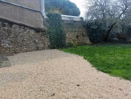 location appartement 3 pièces 62 m2 à la haie-fouassière