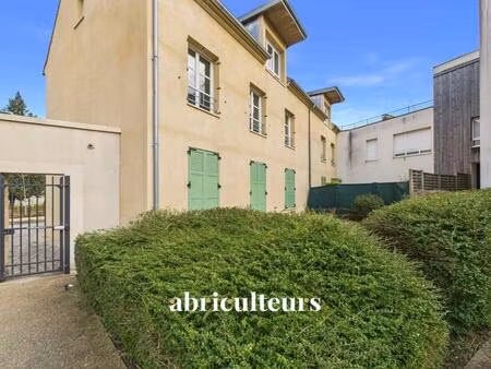 appartement t3 - terrasse & jardin - traversant est/ouest - résidence de standing