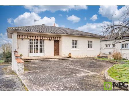 monsempron libos  maison d'environ 90m2  4 chambres  garage