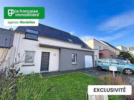 a vendre - breal sous montfort - maison contemporaine avec 4 chambres
