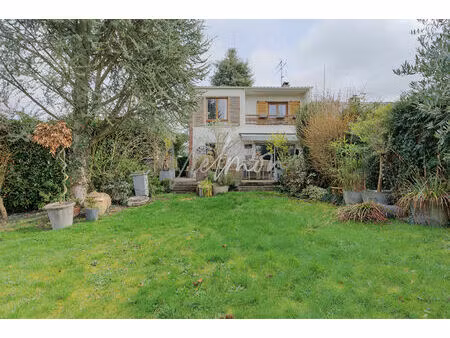 maison à vendre à noisy-le-roi - référence 1339