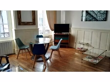 beaune  centre ville  charmant type 2 meublé