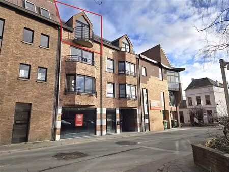 lumineux appartement 2 chambres de +/- 70 m²