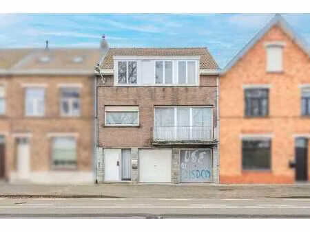 sint-michiels: bel-etage met renovatiepotentieel op topli...