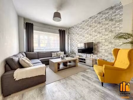 maison 2 chambres (possibilité 4 chambres) + jardin