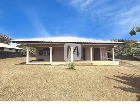 dpt guyane  à louer cayenne local/bureau d'environ 113 m²