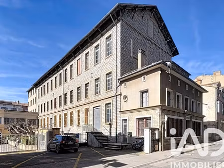 vente immeuble 2 600 m²