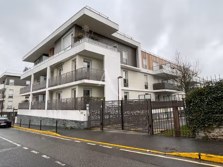 location appartement 1 pièce  27.75m²  pomponne