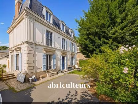 charmant appartement en rez-de-jardin à soisy-sur-seine