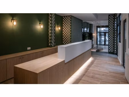 a vendre immeuble indépendant livré entièrement rénové