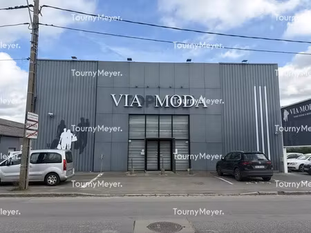 local commercial a louer