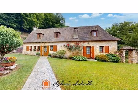 authentique maison périgourdine et son gîte  231 m2 sur 1 5 hectare