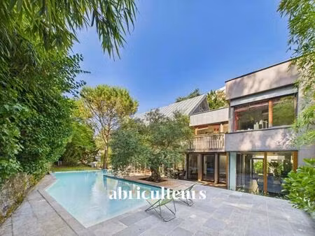 splendide maison d'architecte dans un écrin de verdure - 317m²  piscine et grandes terrass