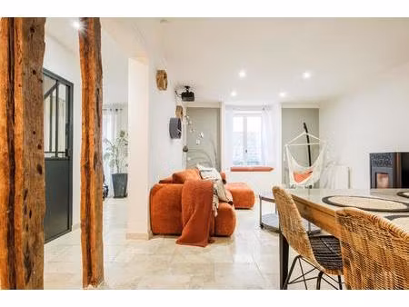 coquette maison dans le centre historique de poitiers