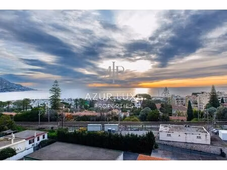 centre ville - appartement 2 pieces a renover - double terrasse - vue mer