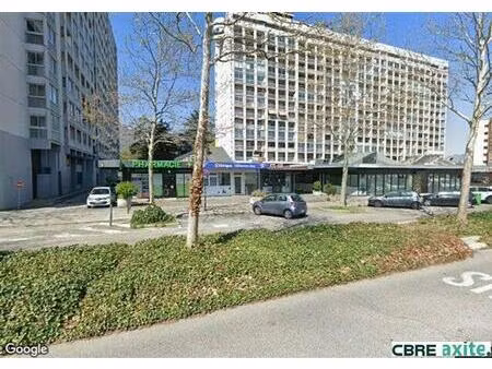 vente commerce grenoble 147 m²