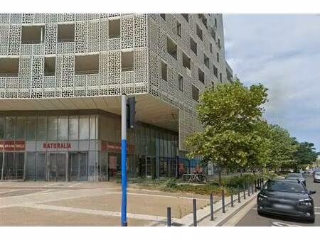 location commerce montpellier 600 m²