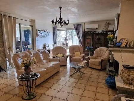 immeuble de rapport — 4 appartements + restaurant st andre de sangonis